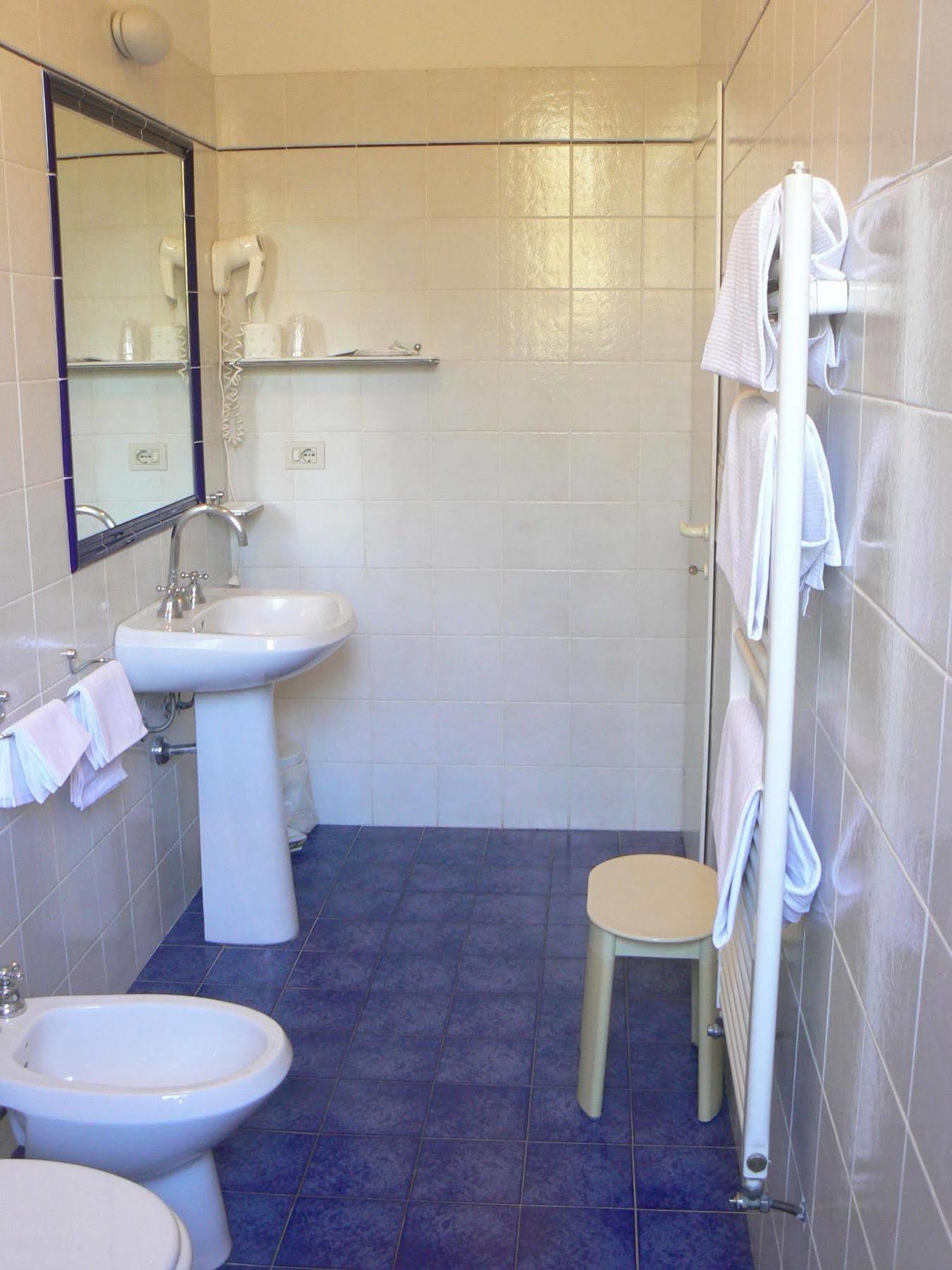 Hotel Moderno Siena Bagian luar foto